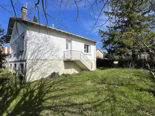 MAISON RÉNOVÉE AIFFRES 3 chambres