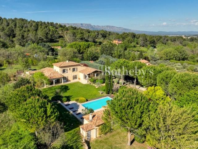 MAISON RENOVEE AU CALME