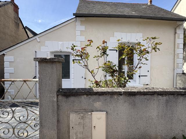 MAISON RENOVEE AVEC JARDIN LES PONTS DE CE