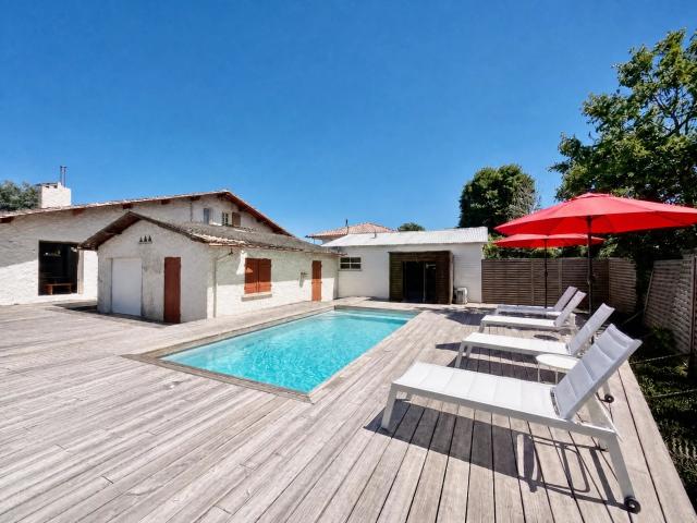 Charmante maison rénovée avec piscine chauffée et potentiel d’ag