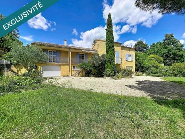 Maison rénovée – Charme, confort et calme