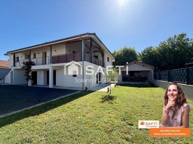 Maison rénovée de 153 m² avec suite parentale, garages et dépendance