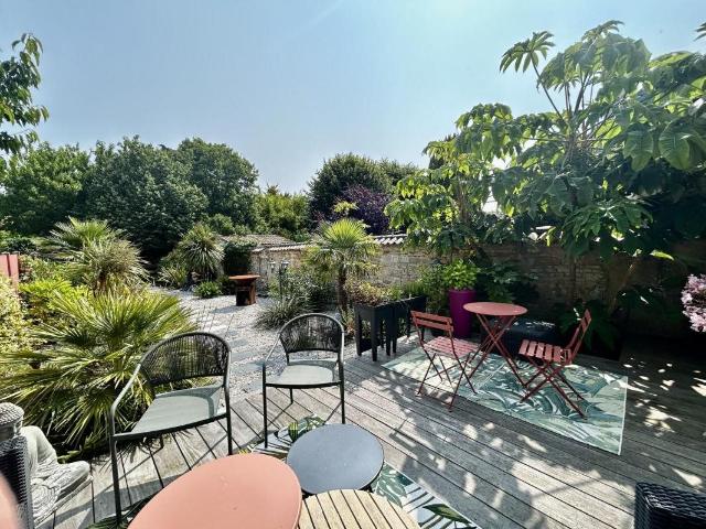 Maison rénovée de 153 m² – Marans, bord de Sèvres 153m² Marans