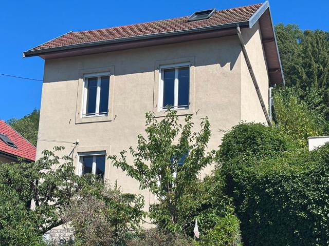 Maison rénovée de 1940