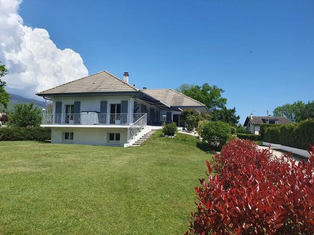 Maison rénovée de 223m² sur 1000m²