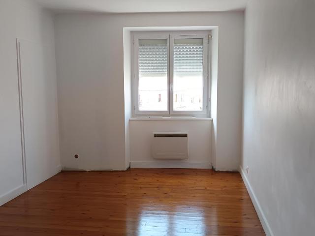 Maison rénovée idéale colocation + jardin clos