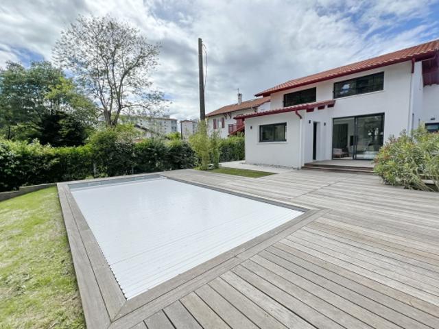 MAISON RÉNOVÉE PROXIMITÉ QUINTAOU