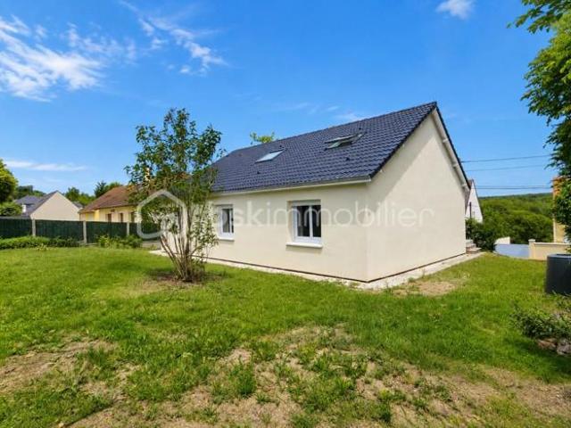 Maison rénovée sur sous sol total