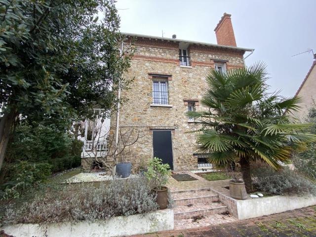 Maison restaurée à Ermont dans le Val d'Oise 160m² Ermont