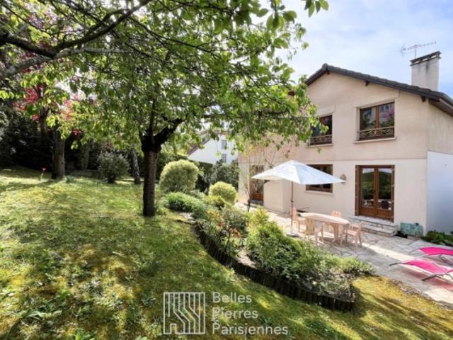 Maison Rueil Malmaison 221m² 5 chambres Jardin