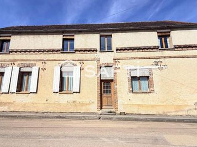 Maison rurale 6 pièces avec dépendance et cave voûtée – Terrain clos de 491 m²