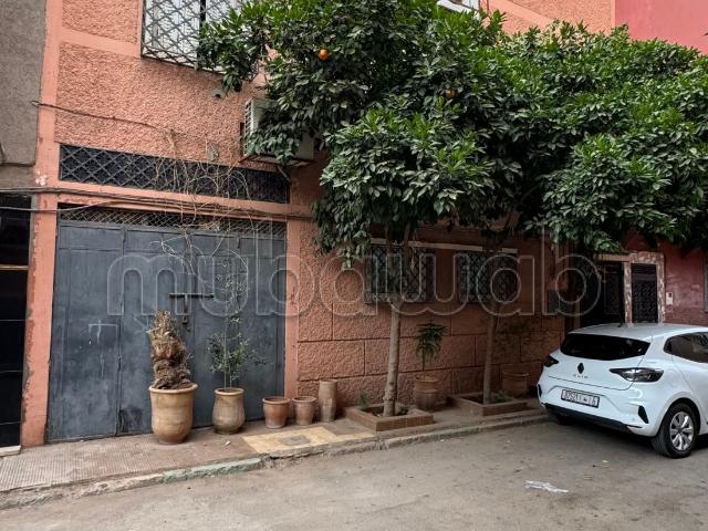 Maison Ryad à vendre – Marrakech, quartier Ain Mezouar À 2 min des commerces / 10 min de Guéliz