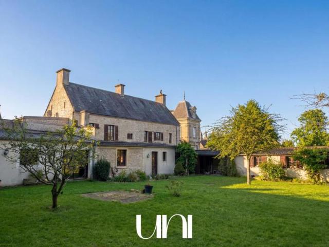 Maison T11 de 292 m2 sur un terrain de 2 895 m2