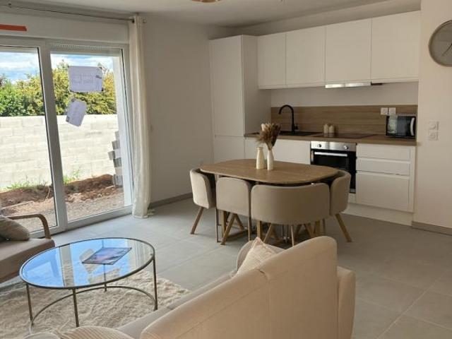Maison T2/3 + jardin + stationnement St Maximin La Sainte Baume