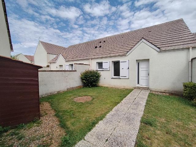 Maison T2 55m² Breteuil 1470.1.5.5