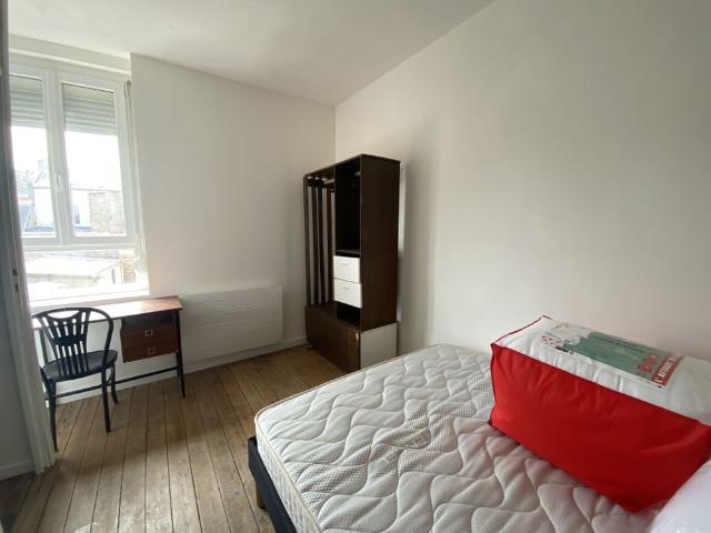 MAISON T2 MEUBLÉE AVEC BUREAU QUARTIER SAINT HONORÉ