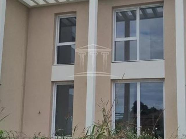 MAISON T3/T4 NEUVE