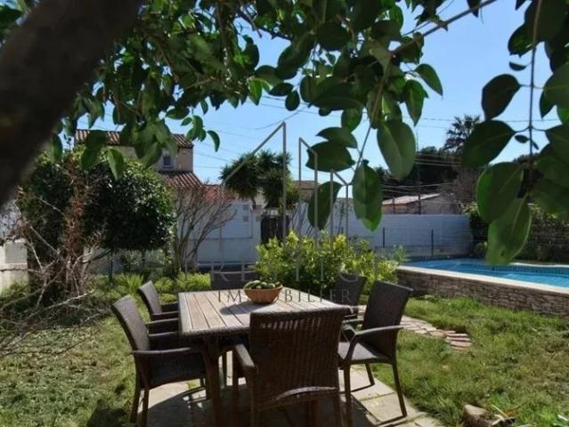 Maison T3 de 94m² jardin 650m² avec piscine