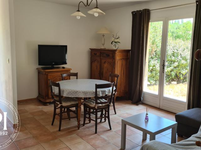 Maison T3 de plain pieds meublée sur Alairac