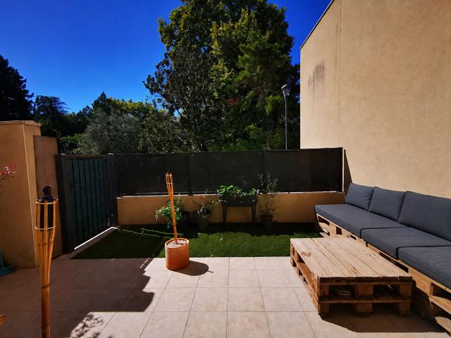 MAISON T3 DUPLEX DE 69 m2 AVEC TERRASSE, JARDIN et 2 PLACES DE PARKING