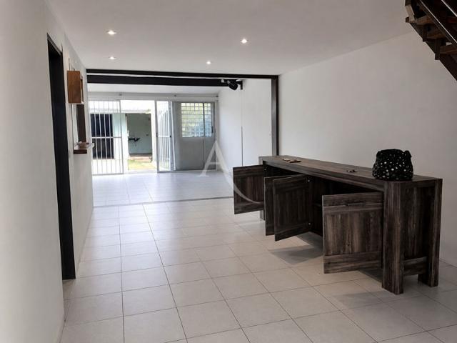 Maison T3 duplex Kourou