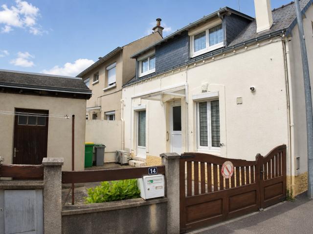 MAISON T3 + STUDIO SECTEUR GARE