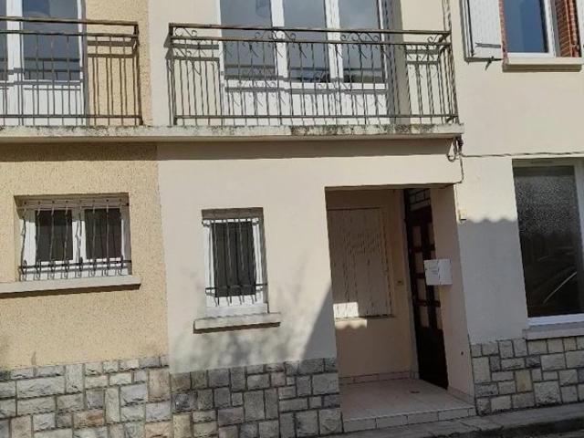 MAISON T3 PROCHE CENTRE