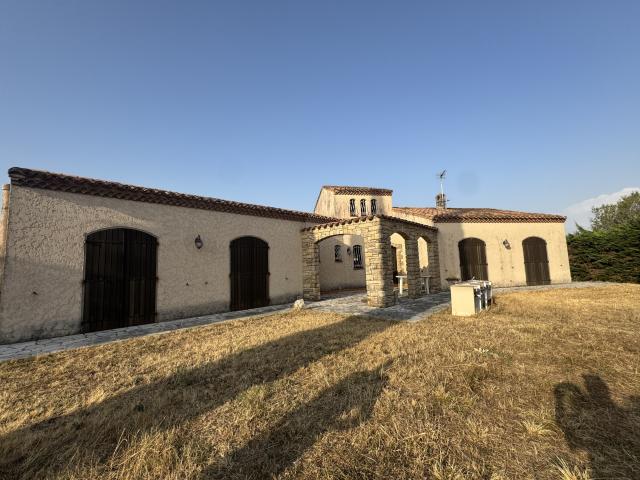 MAISON T4/5 DE 116M2