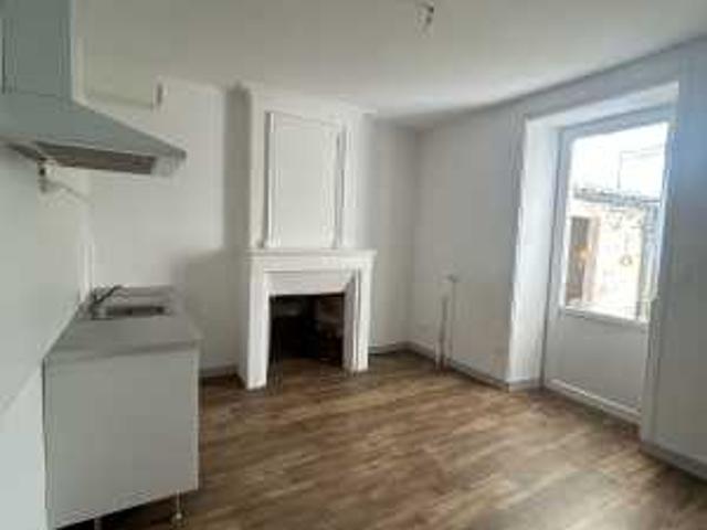 MAISON T4 78m2 SAINTES 17100