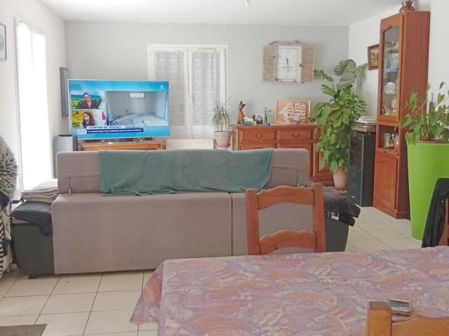 MAISON T4 avec Garage et Jardin à BENAGUES