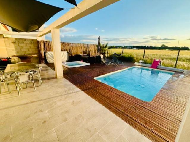 Maison T4 avec garage, piscine et jaccuzzi
