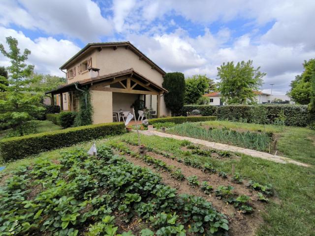 Maison T4 bis de 116 m2 avec sous sol total sur un terrain c