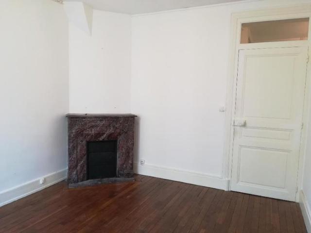 Maison T4 dans le centre de Tannay