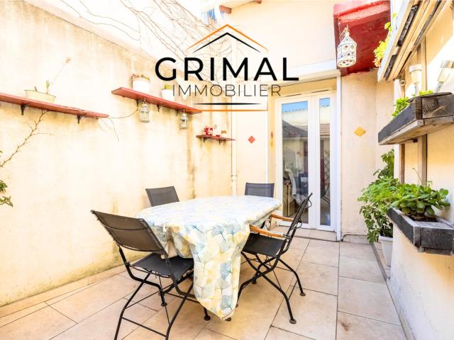 Maison T4 de 114 m2 avec terrasse — Marseille 8ème, quartier Clot Bey — 440 000 €