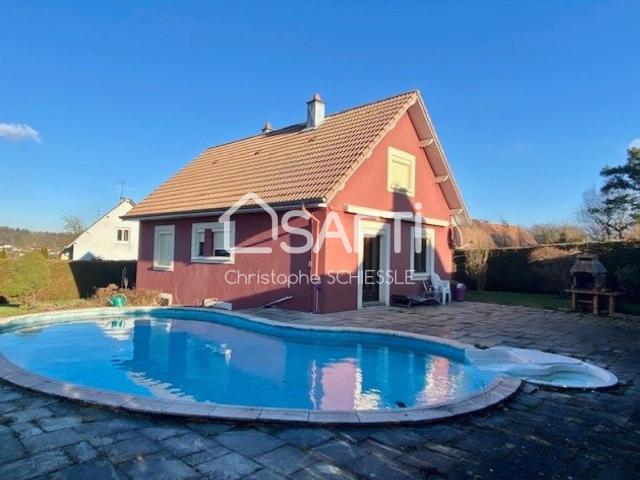 Maison T4 de 95 m2 avec piscine sur 7 ares 64