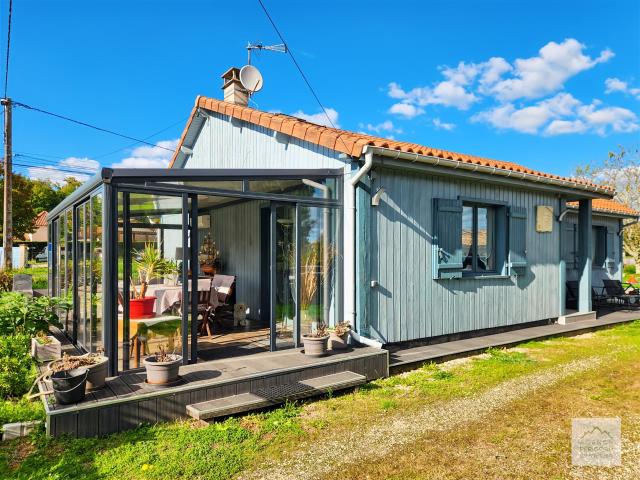 Maison T4 de plain pied avec véranda et garage 107m² Saint Astier