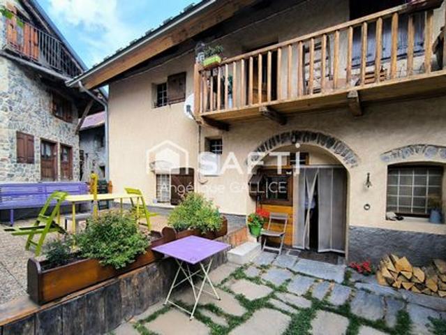Maison T4 de village avec jardin/garage le Monêtier Les Bains
