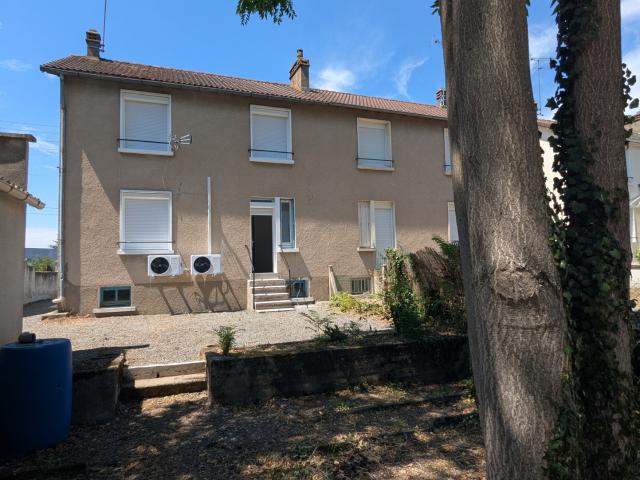 Maison T4 entièrement rénovée avec garage, jardin et sous sol