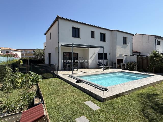 Maison T4 en 3 faces avec jardin et piscine