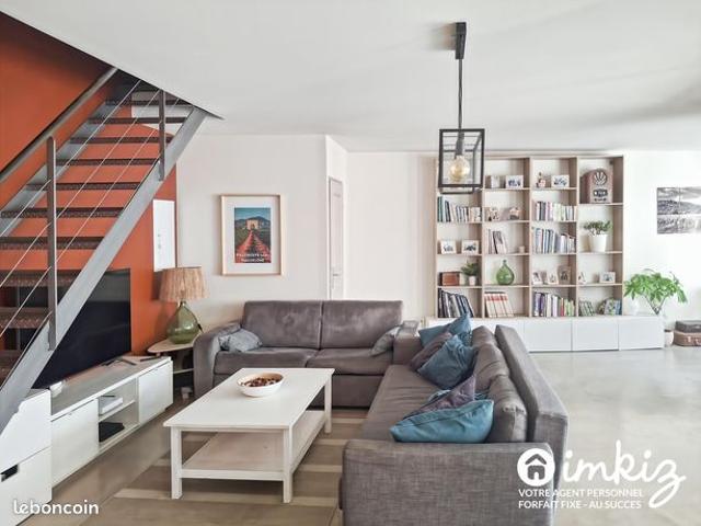 Maison T4 en duplex Garage VLM Centre