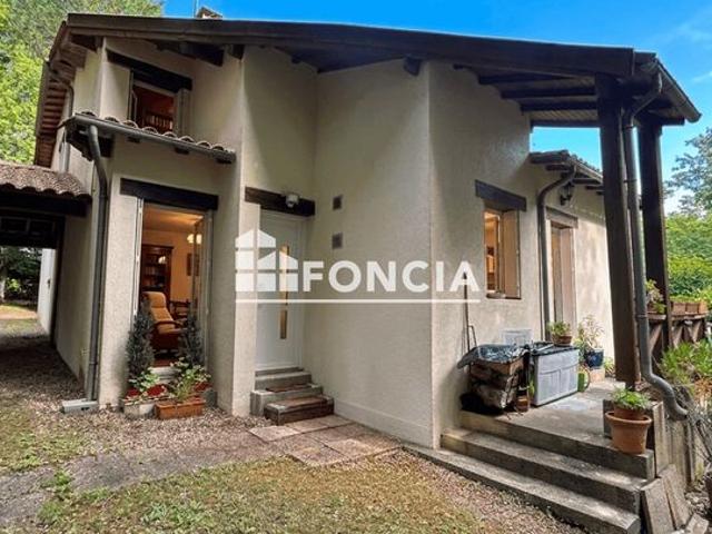 Maison t4 familiale avec piscine