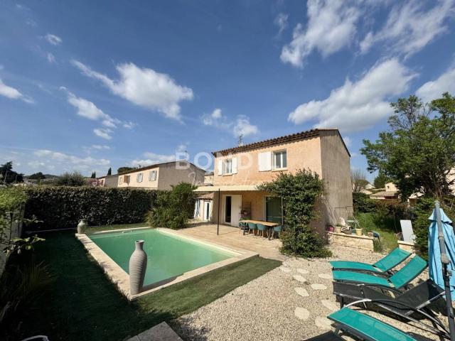 Maison T4 Individuelle de 93m² avec Piscine et Garage à Pertuis