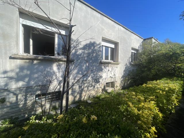 MAISON T4, JARDIN, TERRASSE, VUE GARLABAN, CENTRE VILLE