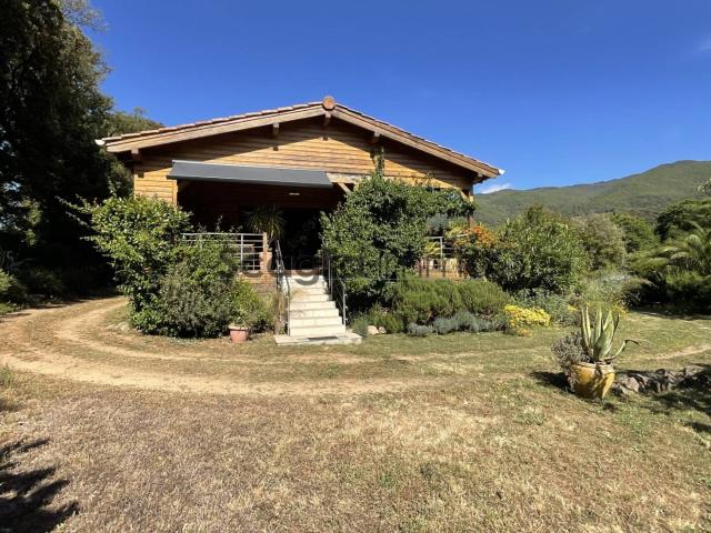MAISON T4 OSSATURE BOIS PLAIN PIED AVEC TERRAIN DE 1 900m² PETR