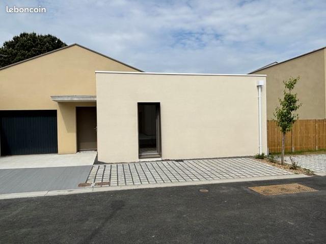 Maison T4 neuve, livrée récemment Montaigu Vendée
