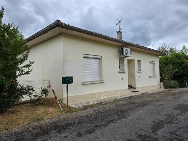 Maison T4 sur sous sol avec hanagr àSaint Amans De Pellagal