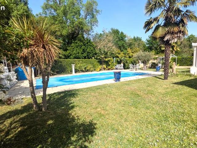 Maison T4 plain pied Terrain 930m²