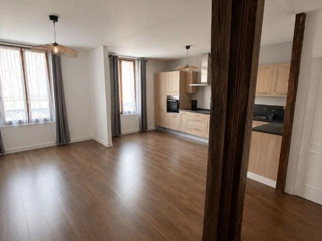 Maison T4 près de CHAUMES EN BRIE à louer