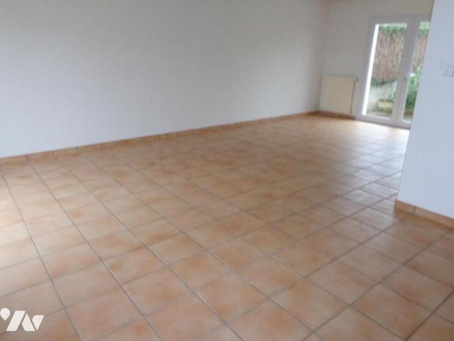 MAISON T4 QUARTIER SURFACE 105 M² QUARTIER CHANTILLY
