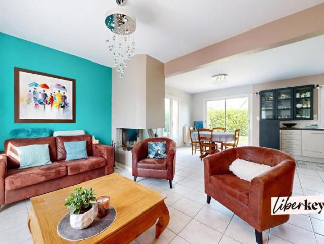 Maison 5 pièces 109 m² à Chartres de Bretagne